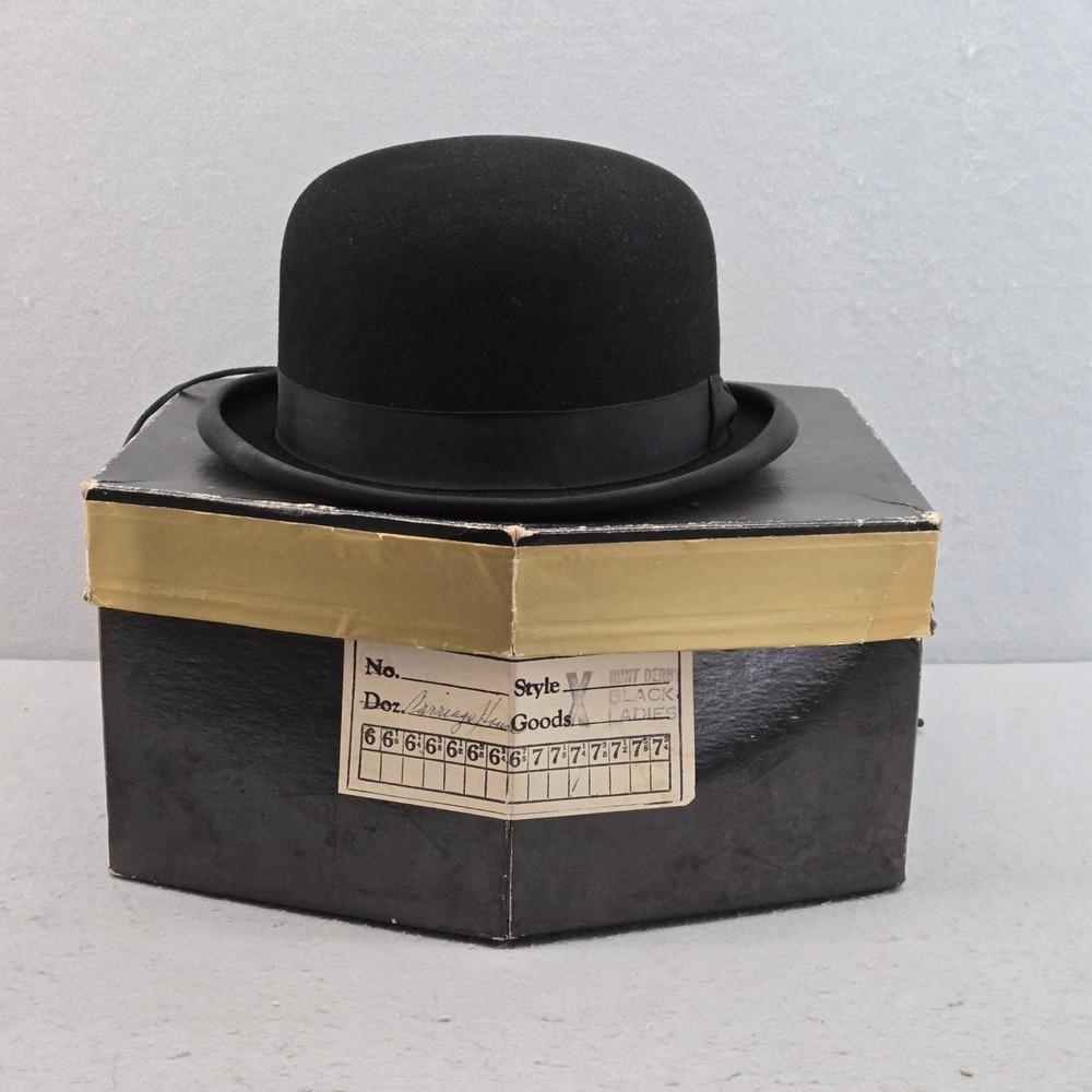 Vintage Womens Hunt Derby Equestrian Bowler Hat Black Felt Size 7 1/4 With Box